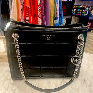 Michael Kors large MK bag NWT silver hardware/chain/feet leather geometric